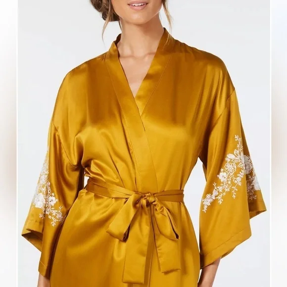 Luxurious Gold/Yellow Silky Kimono from Macy’s (INC). Sold out. Rarely worn! - Picture 2 of 14